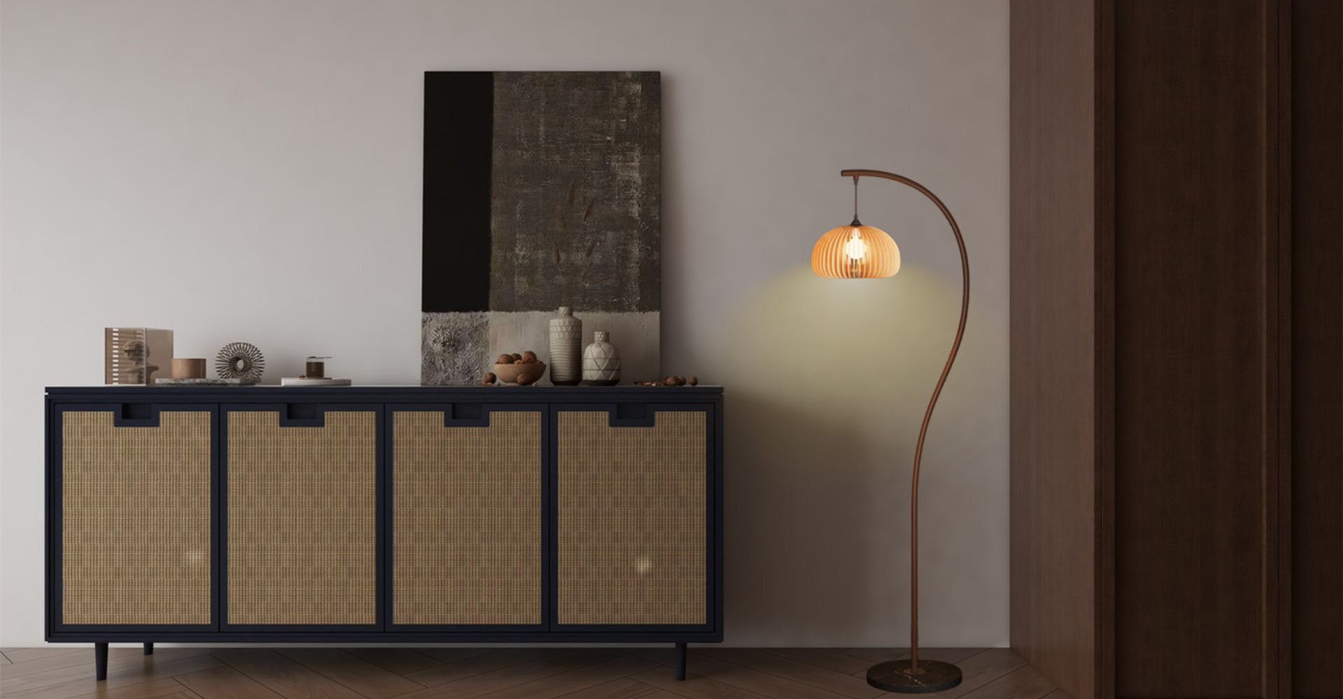 What are the characteristics of Mid-Century Modern Stlye lamps?